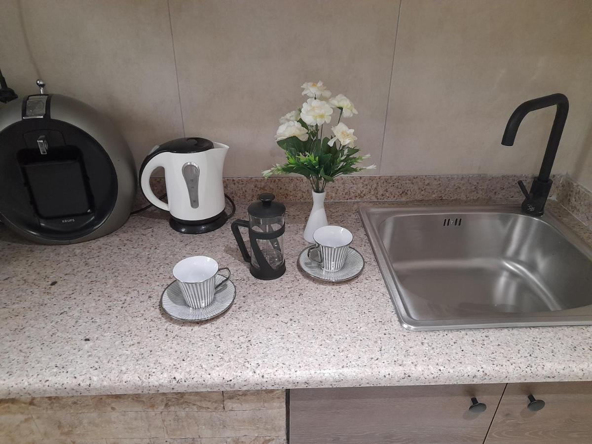 Cocomelo Apts Ираклион Экстерьер фото