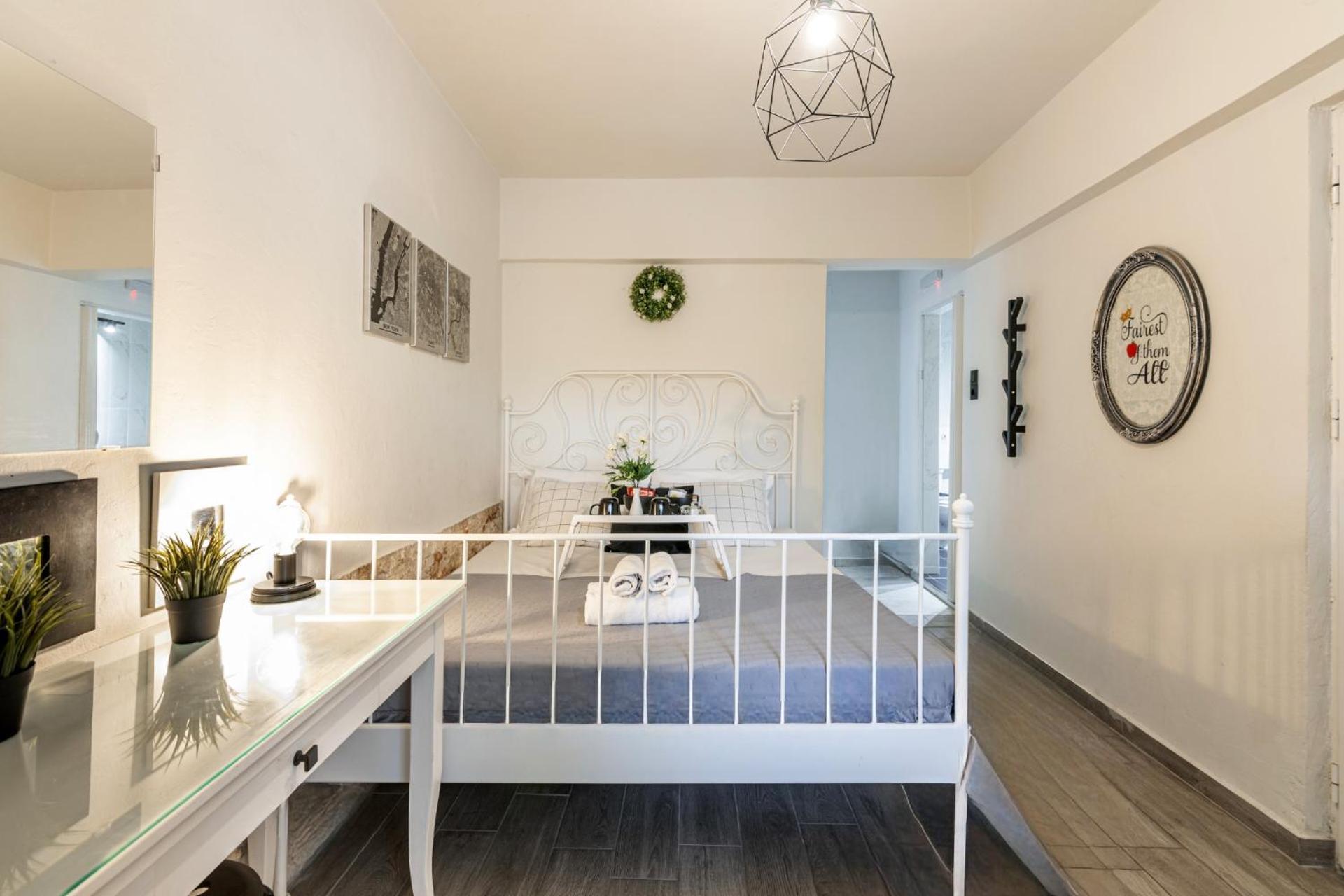 Cocomelo Apts Ираклион Экстерьер фото